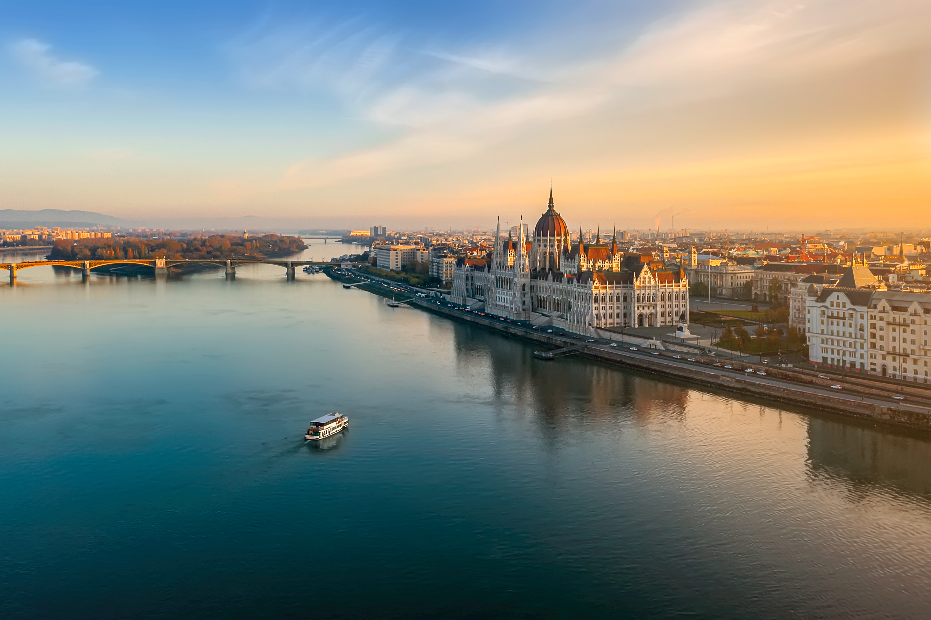 Budapest to Istanbul Explorer - 14 days primary image