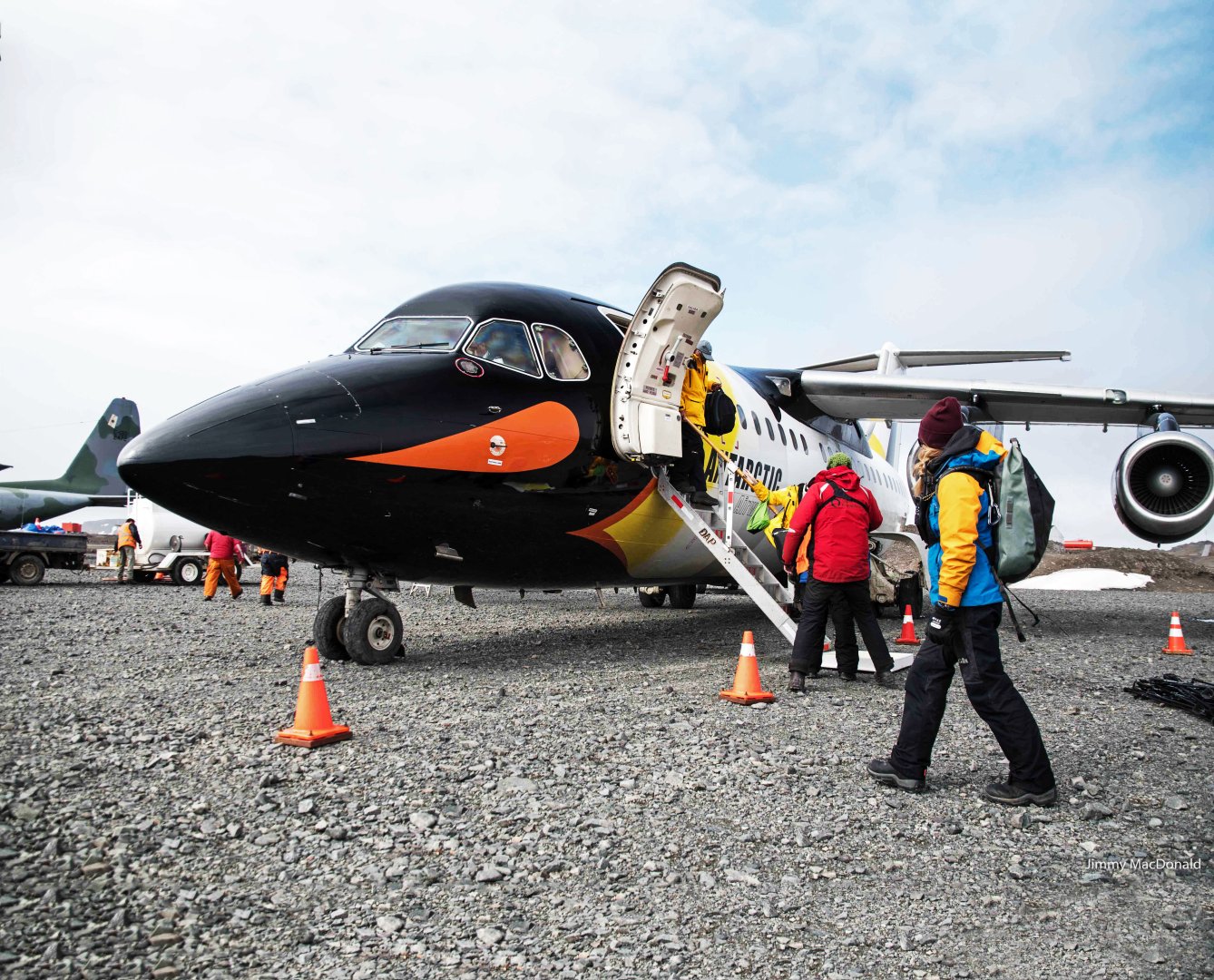 Crossing the Antarctic Circle - 11 days primary image