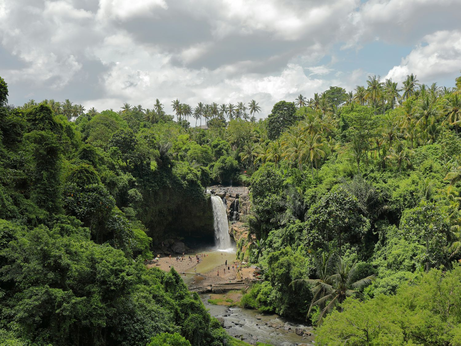 Malaysia & Indonesia Highlights - 15 days primary image