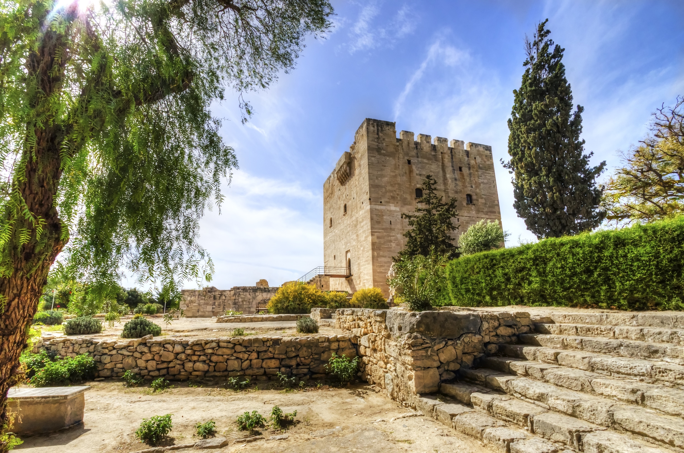 Kolossi image